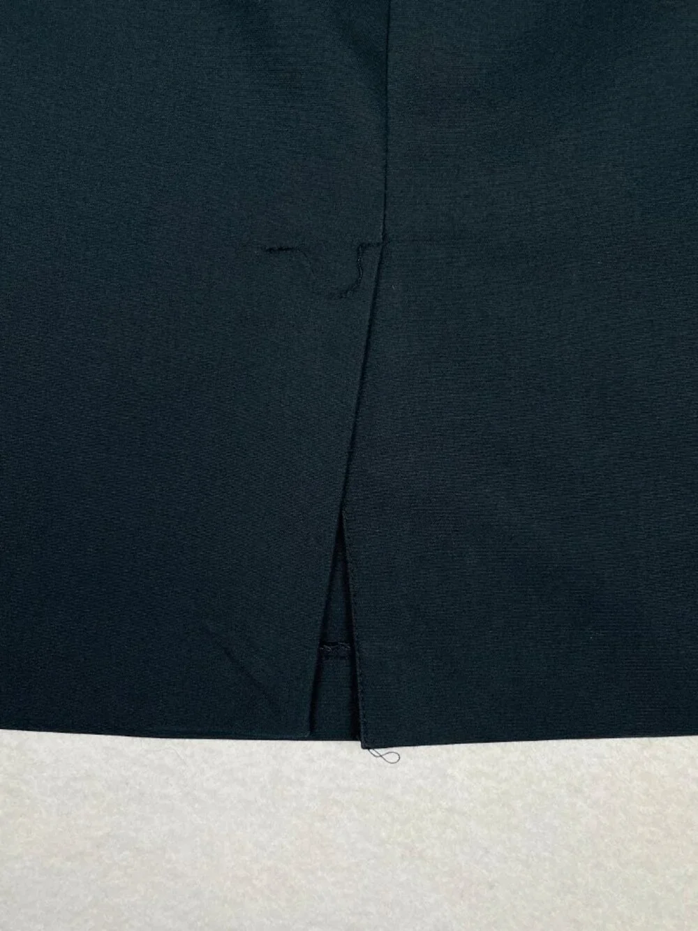 Harve Benard Pencil Skirt Women's Size 10 Navy Blue Dark Academia Office Siren